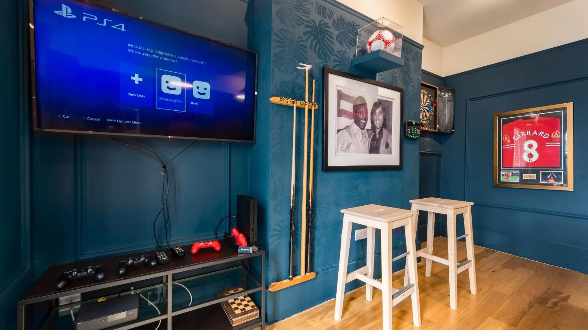 بيت للعطل City Retreat, Spacious 4 Bed House, Games Room, Parking, Hot Tub & Bbq كارديف المملكة المتحدة