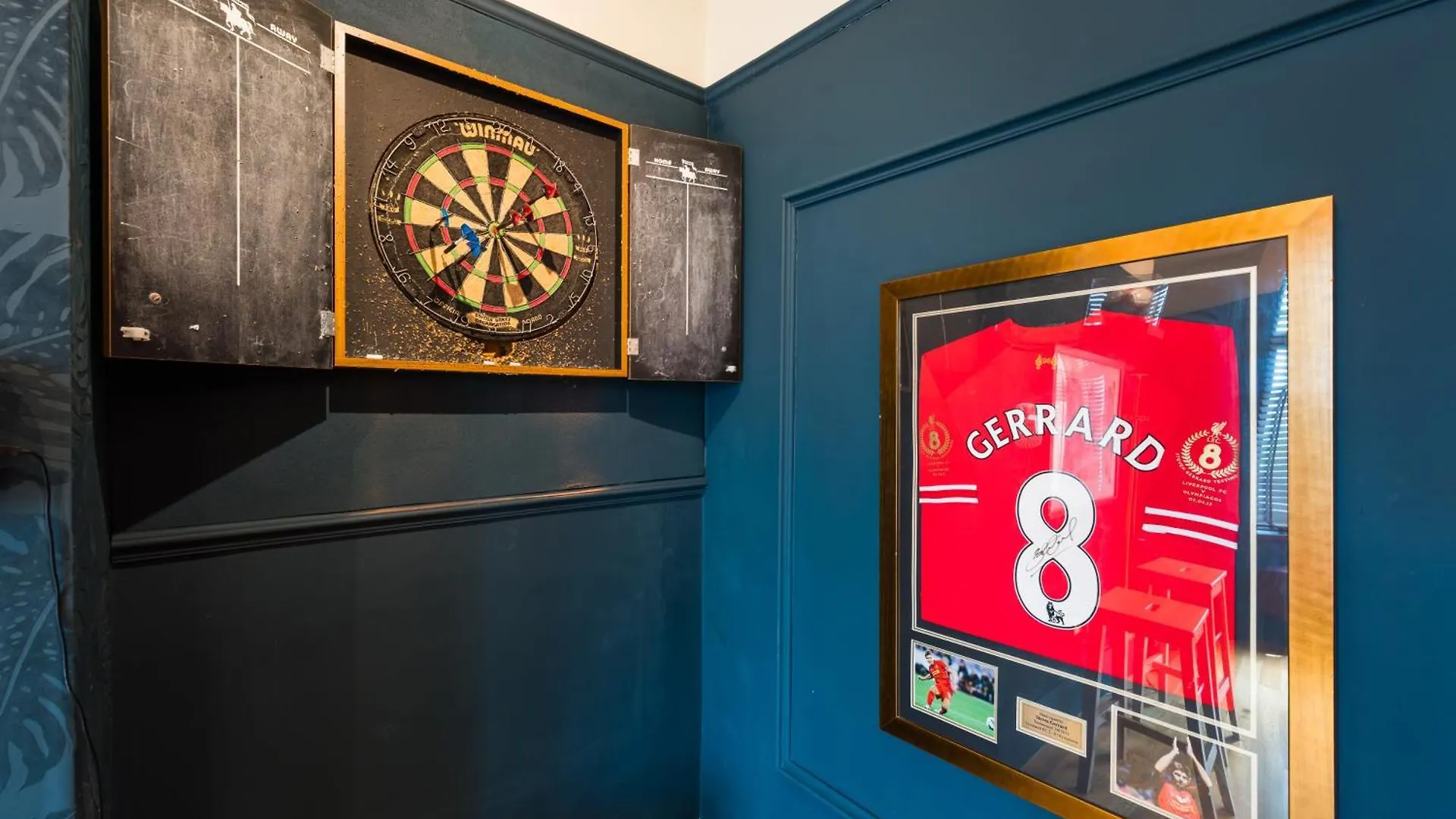 بيت للعطل City Retreat, Spacious 4 Bed House, Games Room, Parking, Hot Tub & Bbq كارديف